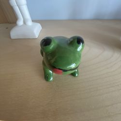 Posh Paint Pottery - Cute frog decor