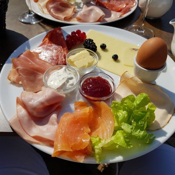 Nero's - Frühstück - Salad Near Me - Nauheim, HE