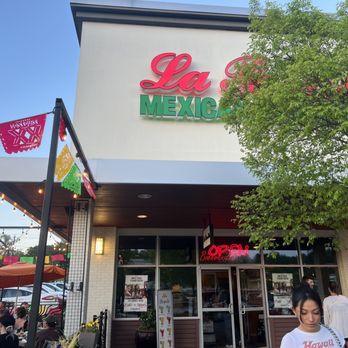 La Parrilla Mexican Restaurant - Mexican Near Me - Atlanta, Georgia La Parrilla Mexican Restaurant - Mexican Near Me - Atlanta, Georgia