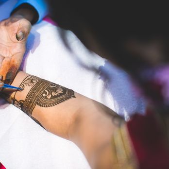 Maaz Henna Creations - Henna Artists Near Me