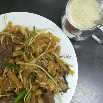 可可店 - Beef Ho Fun.  Coffee. - Hong Kong Style Cafe Near Me - Hong Kong, HK