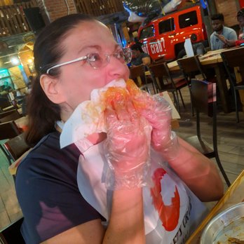 Crafty Crab - It gets messy - Seafood Near Me - Lauderhill, Florida Crafty Crab - It gets messy - Seafood Near Me - Lauderhill, Florida