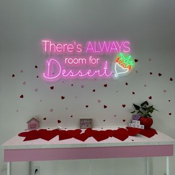Dipped By Dee - Desserts Near Me - Las Vegas, Nevada