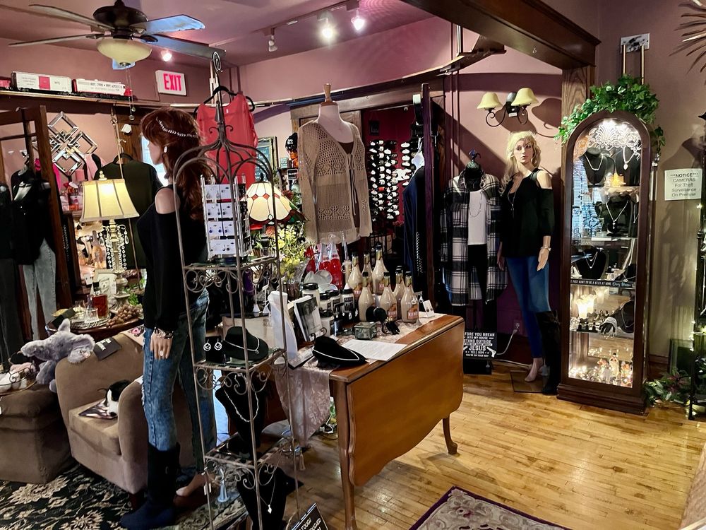 Candle Freak Gallery & Gifts Logo