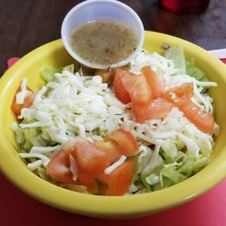 Gino's Pizza & Spaghetti House - Side salad