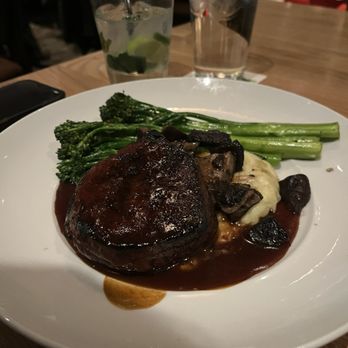 Seasons 52 - Wood-Grilled Filet Mignon - New American Near Me - Albuquerque, New Mexico