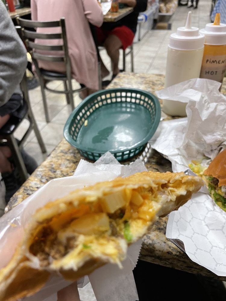 Pastelaria Vitoria Broadway