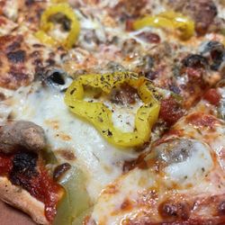 Tuscan Hills Winery - Thin crust supreme pizza