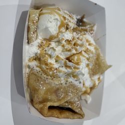 Bonjour Waffles - Crepes with fruit
