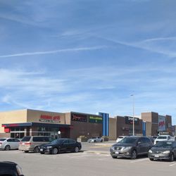 Eastgate Square - Mall exterior