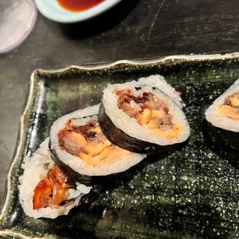 Sushi Karen - salmon skin cut roll - Sushi Bars Near Me - Pasadena, California Sushi Karen - salmon skin cut roll - Sushi Bars Near Me - Pasadena, California