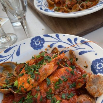 Catelli's - Seafood Saute - New American Near Me - Geyserville, California Catelli's - Seafood Saute - New American Near Me - Geyserville, California