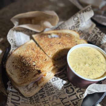 Kneaders Bakery & Cafe - Chicken Pesto on French Country with a cup of Cream of Broccoli - Desserts Near Me - Ogden, Utah Kneaders Bakery & Cafe - Chicken Pesto on French Country with a cup of Cream of Broccoli - Desserts Near Me - Ogden, Utah