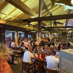The Crab Trap, Fort Walton Beach - Inside seating