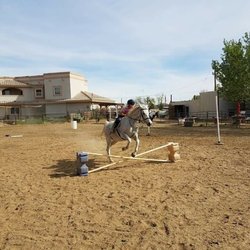 Rancho Escondido Therapeutic Riding - Jumping