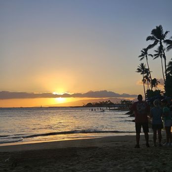 Monkeypod Kitchen - Sunset view right around the corner - Tacos Near Me - Honolulu, Hawaii