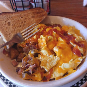 Poor Phil's Shell Bar - Awesome meat skillet. $9.95$ - American Near Me - Oak Park, Illinois