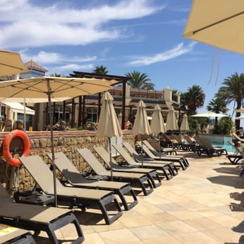 Marriott's Playa Andaluza - Lots of reclining beach chairs - Hotels Near Me - Estepona, Massachusetts Marriott's Playa Andaluza - Lots of reclining beach chairs - Hotels Near Me - Estepona, Massachusetts