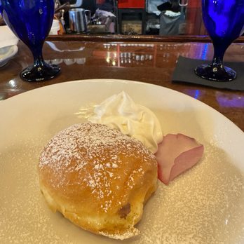 Bites & Bubbles - Wine Bars Near Me - Orlando, Florida