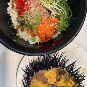 Venice Beach - fish roe rice with uni lunch special for only $20 - Seafood Near Me - Buena Park, California Venice Beach - fish roe rice with uni lunch special for only $20 - Seafood Near Me - Buena Park, California