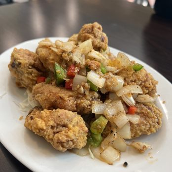 Co Do Hue - Chicken wings - Vietnamese Near Me - Edmonton, Alberta