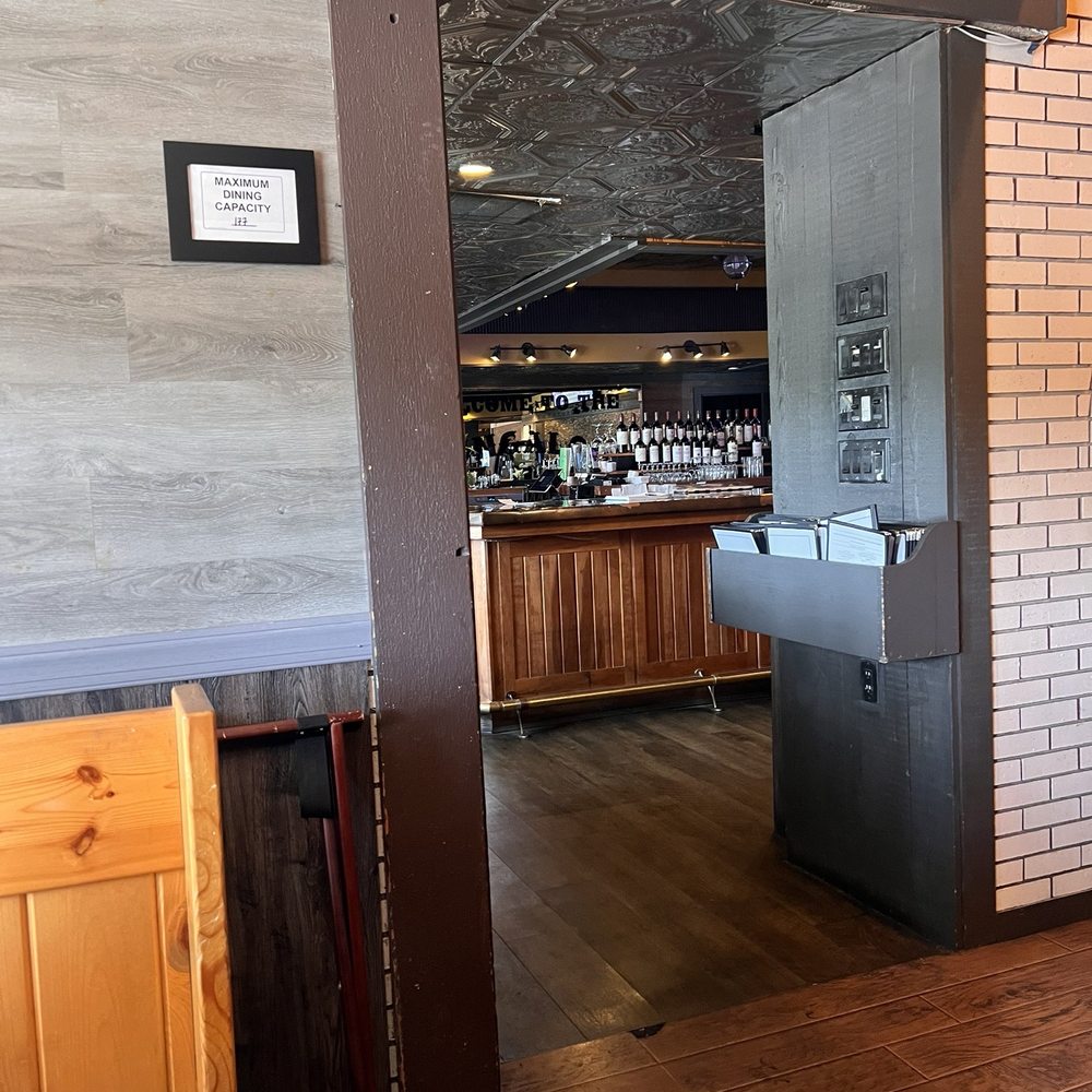 Bungalow Inn - Breakfast & Brunch Near Me - Manistee, Michigan Bungalow Inn - Breakfast & Brunch Near Me - Manistee, Michigan