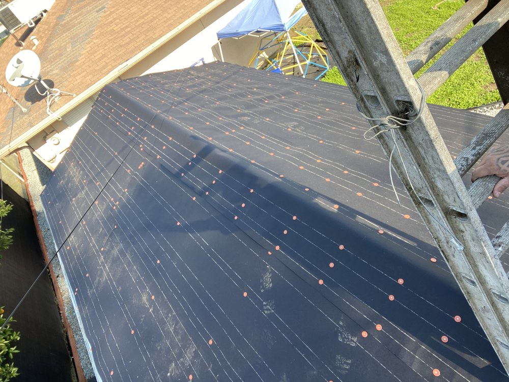 Slide of Duckys Foot Work