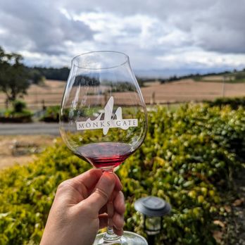 Monks Gate - Wine tasting at MonksGate Vineyard. Beautiful. - Wineries Near Me - Carlton, Oregon