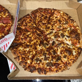Domino's Pizza - Over cooked cheese and lack of extra cheese ordered. - Chicken Wings Near Me - Eagle Mountain, Utah