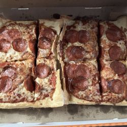 Little Caesars Pizza - Suppose to be deep dish pizza