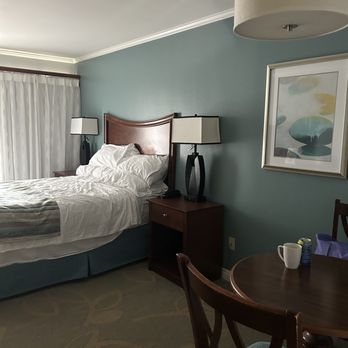 Winners Circle Resort - Bed area, Studio room. - Hotels Near Me - Solana Beach, California