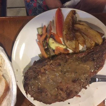 Lucky B's Mazatlán - Prime rib dinner. Comes with a small salad. - Seafood Near Me - Mazatlán, SIN