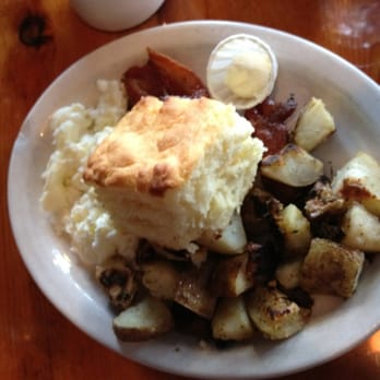 Ria's Bluebird - Biscuit, hash brown, and egg white - Southern Near Me - Atlanta, Georgia Ria's Bluebird - Biscuit, hash brown, and egg white - Southern Near Me - Atlanta, Georgia