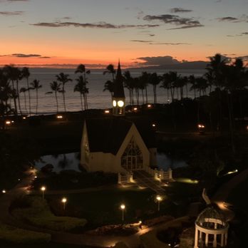 Grand Wailea, A Waldorf Astoria Resort - Beautiful sunset and the chapel - Hotels Near Me - Wailea, Hawaii