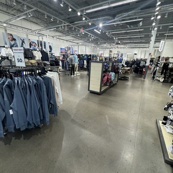 Old Navy - Men's Clothing Near Me - Antioch, Tennessee