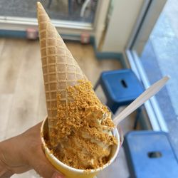 #1 Hokey Pokey LA (caramel and crème brûlée flavor)