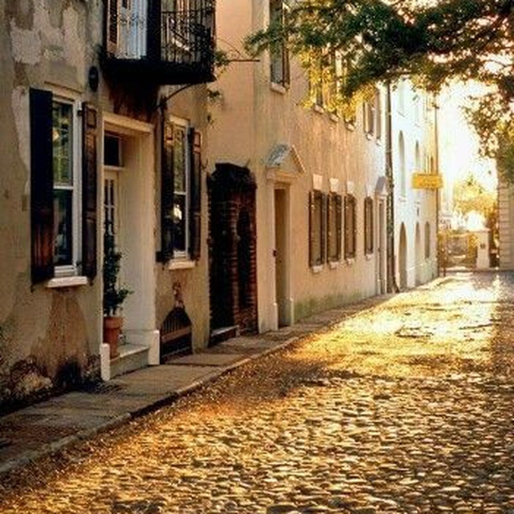 Lowcountry Walking Tours - Preserved cobblestone streets - Walking Tours Near Me - Charleston, South Carolina Lowcountry Walking Tours - Preserved cobblestone streets - Walking Tours Near Me - Charleston, South Carolina