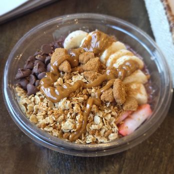 Gigi's Cafe - Acai bowl - Cafes Near Me - Saddle Brook, New Jersey
