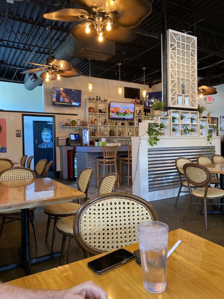 La Santa Mexican Food & Drinks