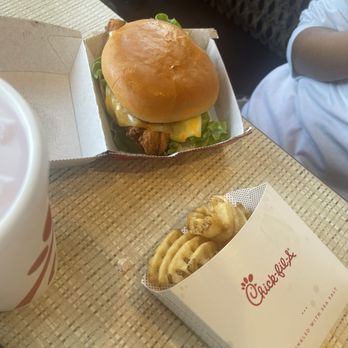 Chick-fil-A - Shake sandwich & fries - Fast Food Near Me - Redlands, California