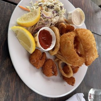 Santa Barbara Shellfish Company - Fried calamari and shrimp with side of onion rings and coleslaw - Seafood Near Me - Santa Barbara, California Santa Barbara Shellfish Company - Fried calamari and shrimp with side of onion rings and coleslaw - Seafood Near Me - Santa Barbara, California