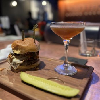 Finney's Crafthouse - Stevenson Ranch - Wagyu burger with fried egg. Manhattan drink - New American Near Me - Stevenson Ranch, California
