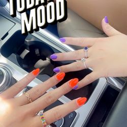 Blossom Nails