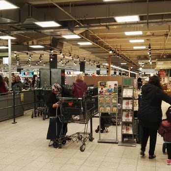 Luna Center - Shopping Centers Near Me - Hamburg, HH