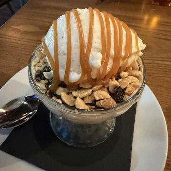 LOCAL Public Eatery - The Woodlands - Peanut Butter & Chocolate Cup - Cocktail Bars Near Me - The Woodlands, Texas