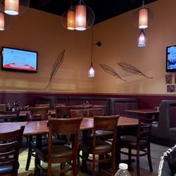 Golden Phoenix Chinese Cuisine - Inside