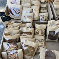 Sherman Oaks Farmers Market