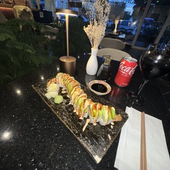 Tokyo Sushi - Dragon Roll - Sushi Bars Near Me - Fort Lauderdale, Florida