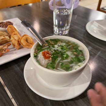 Silver Spoon Thai Restaurant - Wonton soup with shrimp - Thai Near Me - Chicago, Illinois Silver Spoon Thai Restaurant - Wonton soup with shrimp - Thai Near Me - Chicago, Illinois