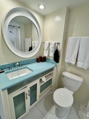 Coconut Waikiki Hotel by null